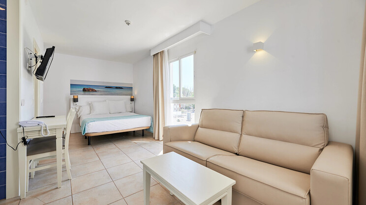 AluaSun Continental Park Hotel & Apartments